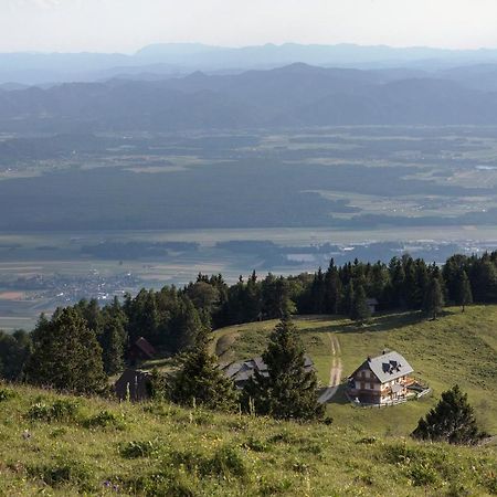 Apartment Jezerca - Krvavec แซเคลียนาโกเรนสเคม ภายนอก รูปภาพ