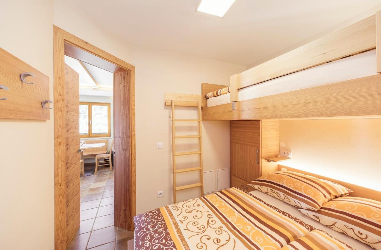Apartment Jezerca - Krvavec แซเคลียนาโกเรนสเคม ภายนอก รูปภาพ